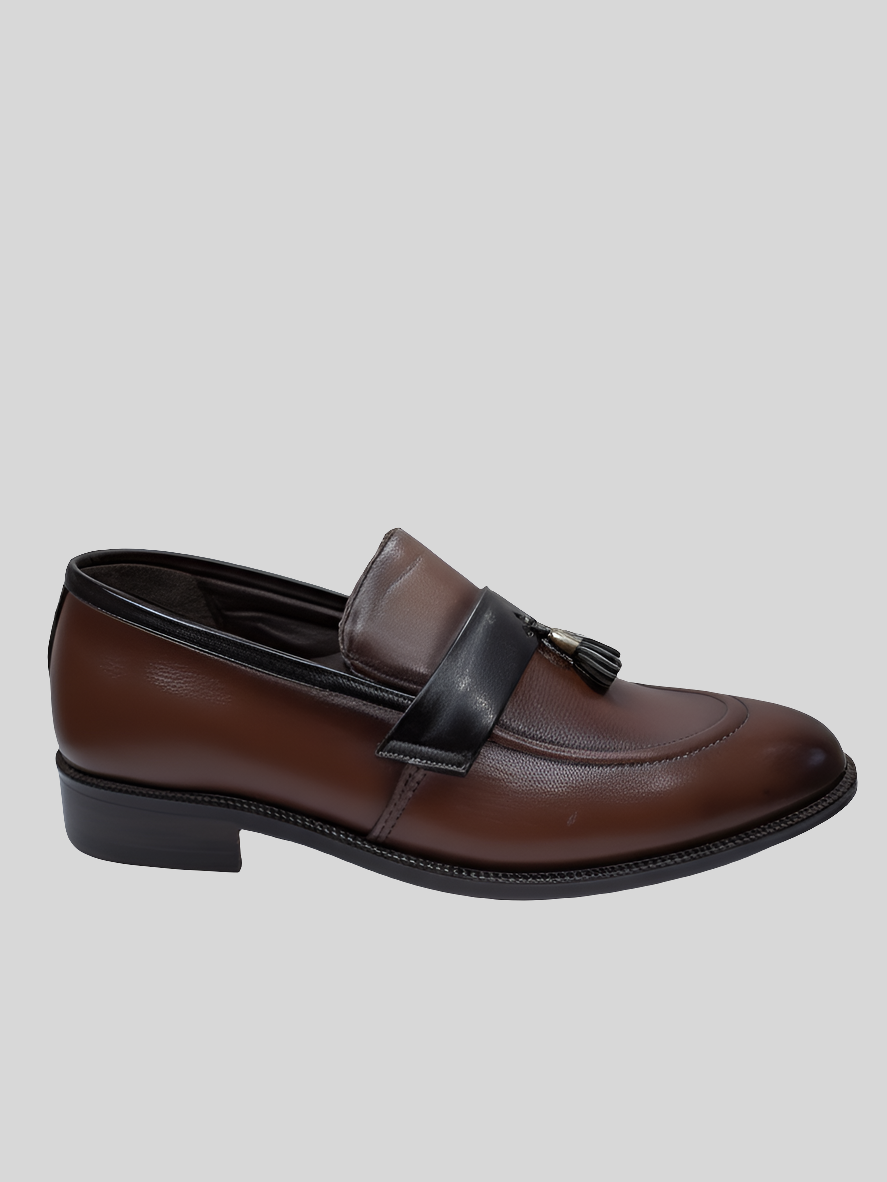 Refined Leather Tassel Loafers
